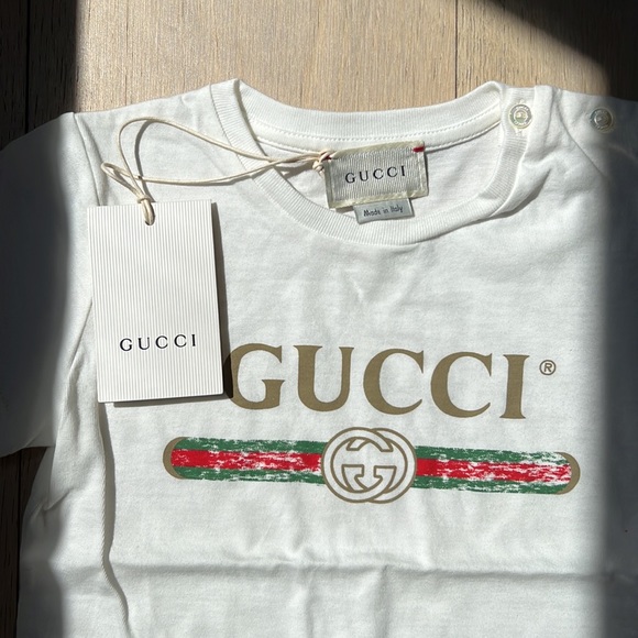 Baby T-shirt with Gucci logo - Picture 3 of 5